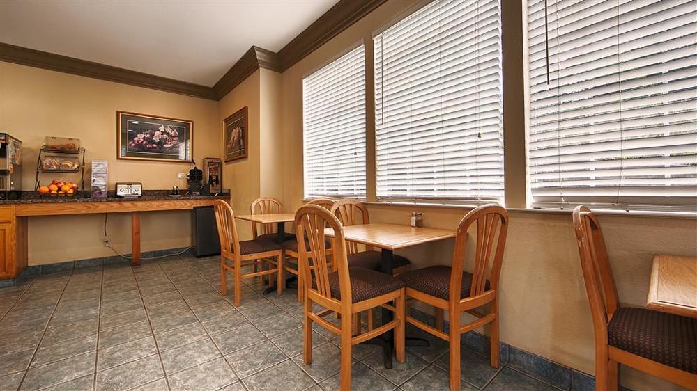 Best Western Willits Inn Restoran foto