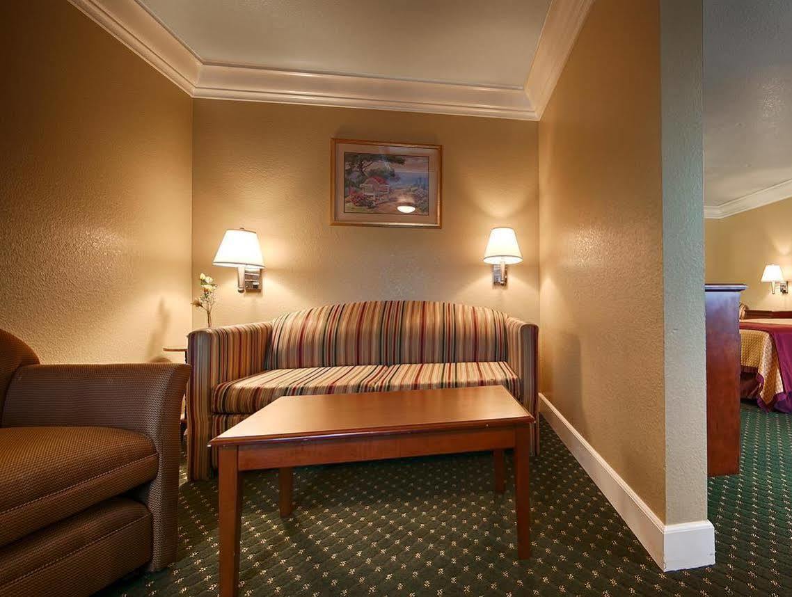 Best Western Willits Inn Bagian luar foto